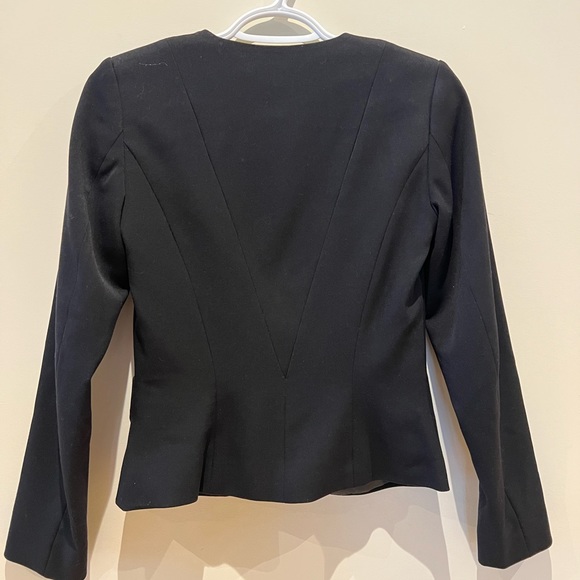 All-black H&M Blazer - Picture 4 of 5